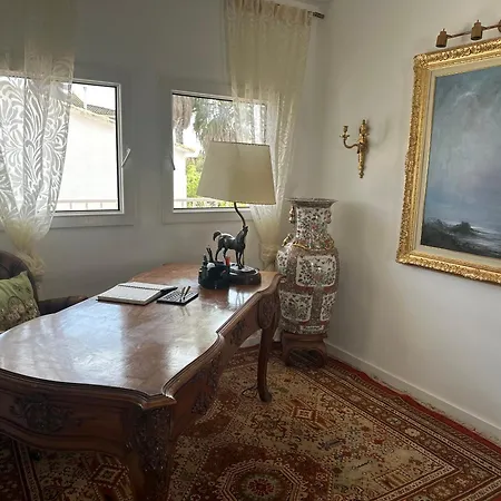 Bed & Breakfast Iri N3 Con Un Bano Compartido Y Balcon