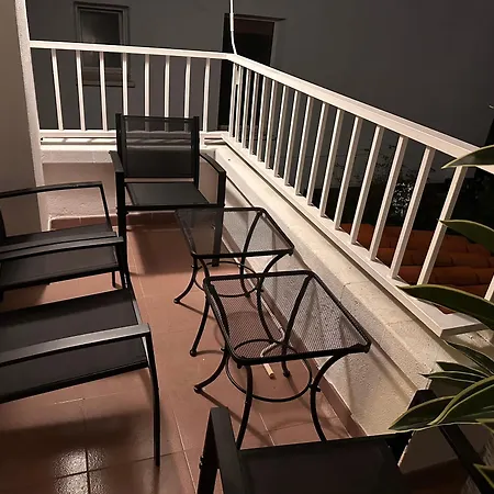 Iri N3 Con Un Bano Compartido Y Balcon Bed & Breakfast