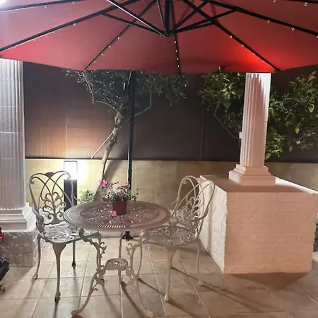 Iri N3 Con Un Bano Compartido Y Balcon Bed & Breakfast